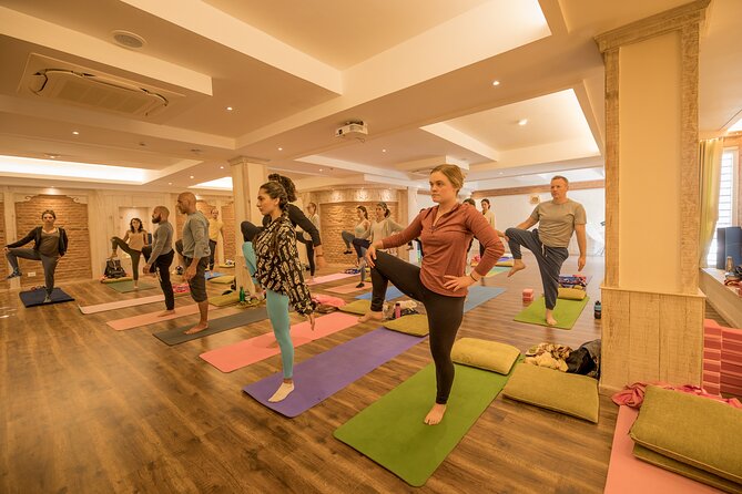 10 Days Ayurveda & Yoga Retreat in Kathmandu, Nepal - Detox and therapies: doctor advice, massage, and siro-dhara
