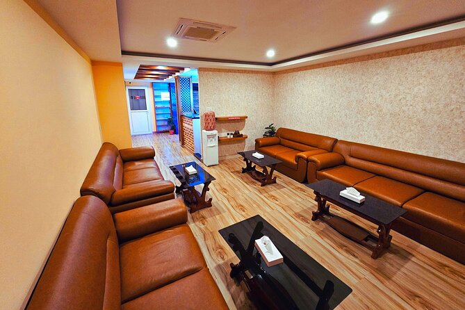 6 Hours Spa Package in Kathmandu (Massage, Sauna, Steam, Jacuzzi) - Picking your 2-hour massage style