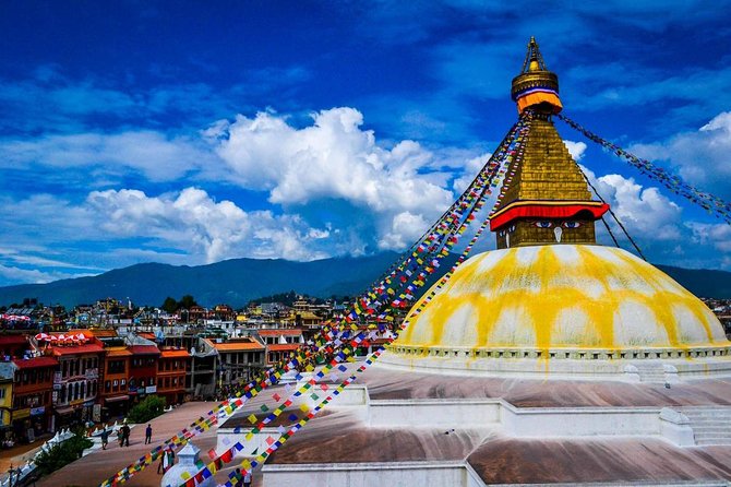 8 Days Tour in Nepal - Kathmandu, Chitwan & Pokhara (3 & 4 Star) - Pokhara Travel Day and Lakeside Reset