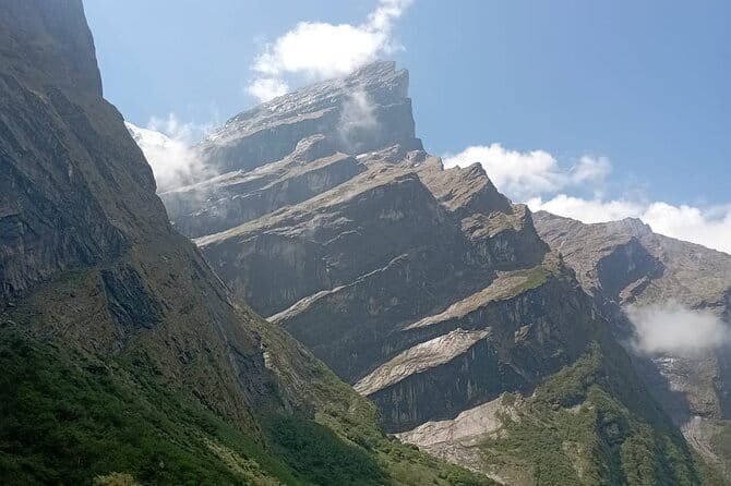 Annapurna Base Camp Trek - Poon Hill viewpoint: the early climb that rewards you with photo-ready views