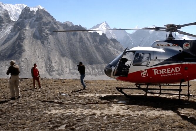 Day Tour to Everest Base Camp By Helicopter - Key moments that make this helicopter day work