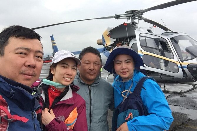 Everest Base Camp Helicopter Tour Stop at Hotel Everest View. - Pheriche Timing and the Window-Seat Strategy