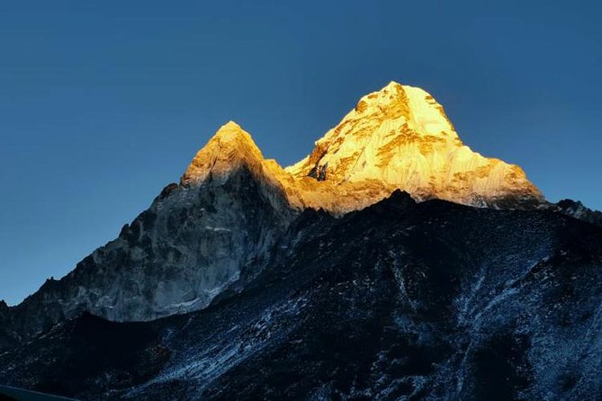 Everest Base Camp Trek - 14 Days - The guide and porter team: why the small details matter