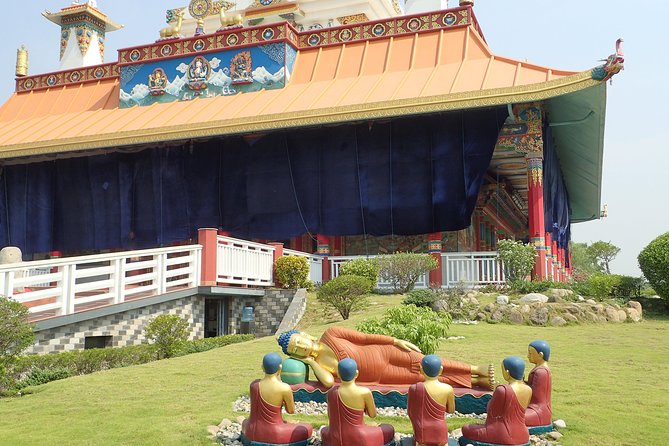 Experiential Tour of Nepal. - Chitwan wildlife safari: your chance to see Nepal as nature first