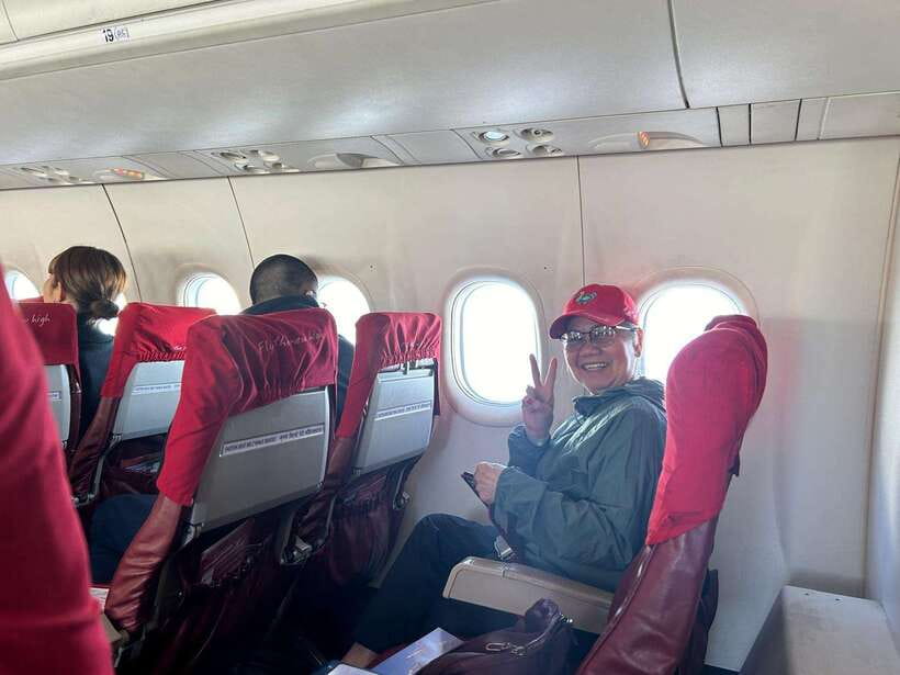 Kathmandu: 1-Hour Mount Everest Flight with Private Transfer - The flight itself: window seat Everest, plus the peak roll call