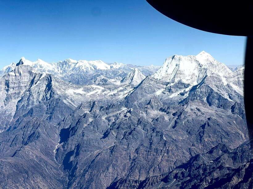 Kathmandu: 1-Hour Mount Everest Flight with Private Transfer - Photography and timing: how to get the shots without losing time
