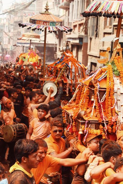 Kathmandu City Sightseeing Bus tour (5 Sights) - Stop 1 and 2: Pashupatinath Temple and Guheswori Temple