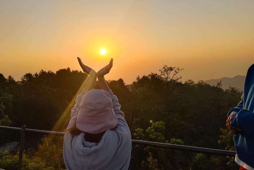 Kathmandu: Nagarkot Sunrise Tour Private or Group with Lunch - Pickup between 4:00 and 5:30 AM: the ride out of Kathmandu