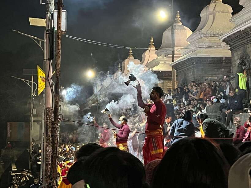 Kathmandu: Pashupatinath Evening Aarati Tour Private/Group - Tips to get the best experience out of your guide