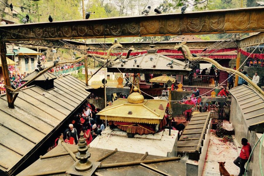 Kathmandu: Pharping, Dakshinkali and Chobhar Tour with Lunch - The private group and luxury vehicle: small comfort, big payoff