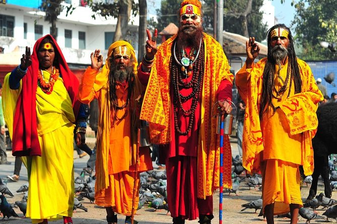 Kathmandu Spiritual Sites: Bodhnath & Pashupatinath Tour - The palm reader option, and how to treat it as a cultural moment
