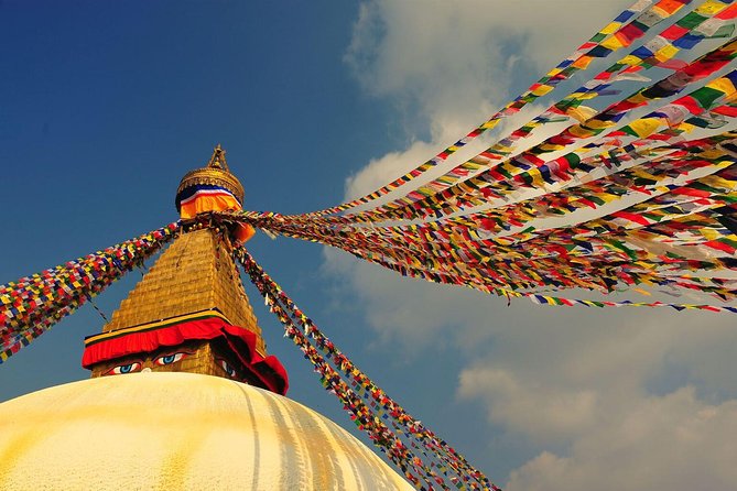 Kathmandu Spiritual Sites: Bodhnath & Pashupatinath Tour - Aarti at sunset: the lights, the crowd, and staying with your group
