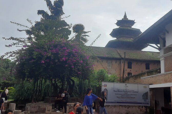 Kathmandu Top 4 or 2 UNESCO World Heritage Sites Day Tour - Stop 2 Boudhanath Stupa: Tibetan-Influenced Culture and Big-Stupa Views