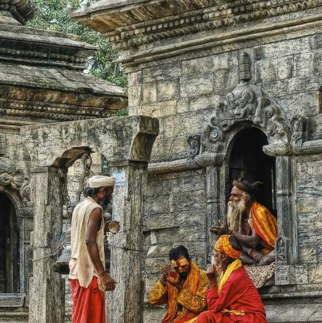 Katmandu: Pashupatinath Open Cremation & Evening Aarati - What to pack and what to remember before the ceremony