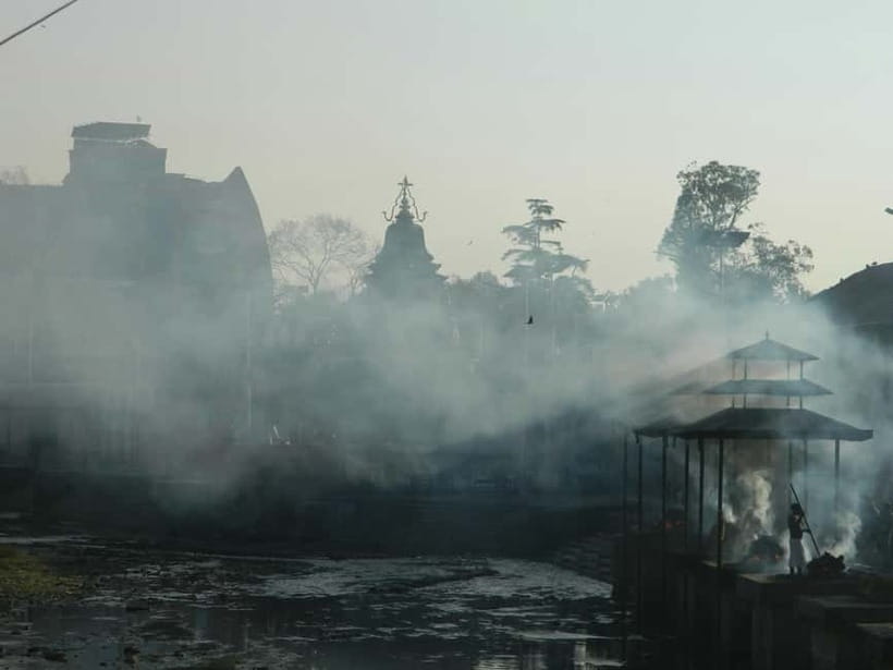 Katmandu: Pashupatinath Open Cremation & Evening Aarati - Getting there from Kathmandu, pickup timing, and what the private car changes