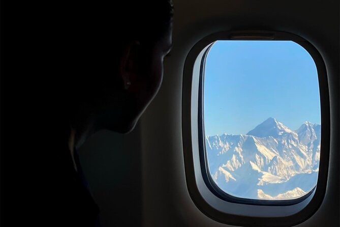 Mountain Everest Scenic Flight with Hotel Pickup and Dropoff - The included breakfast and sparkling wine: small comforts, big early-morning value
