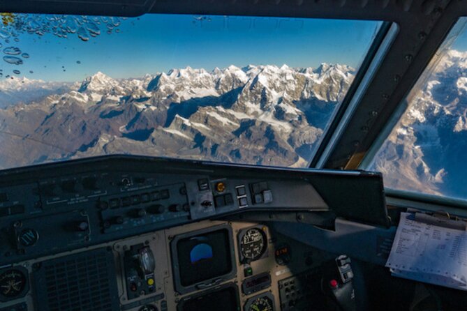 Mountain Everest Scenic Flight with Hotel Pickup and Dropoff - The flight itself: how you get Everest, and why the plane’s turn matters