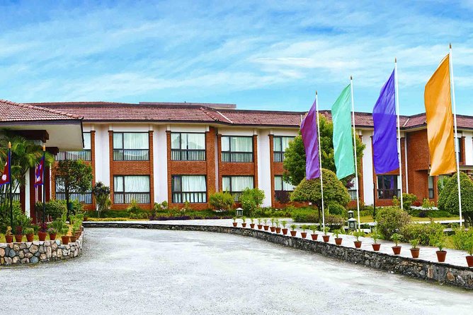 Nepal in Luxury: Kathmandu, Chitwan & Pokhara Escape – 8 Days - Back to Kathmandu with a farewell dinner and dance