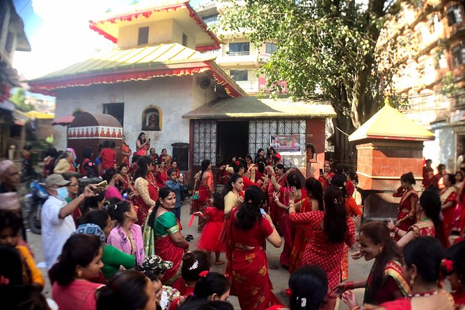 Old Kathmandu Walking Tour, Historic World Heritage Durbar Square - Why this Old Kathmandu walk starts at your hotel, not a busy plaza