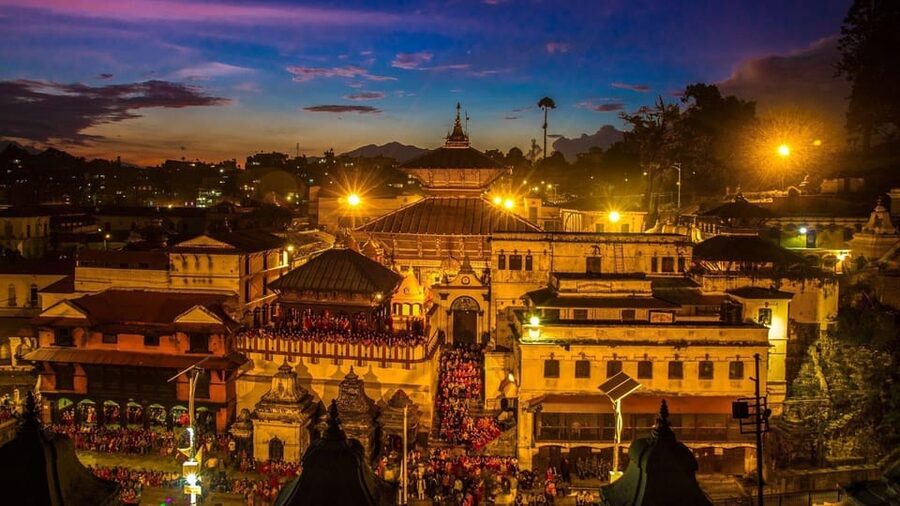 Pashupatinath: Evening tour of temple and Aarati ceremony - The Pashupati Aarati Ceremony at Sunset, Lights, Mantras, and Drums