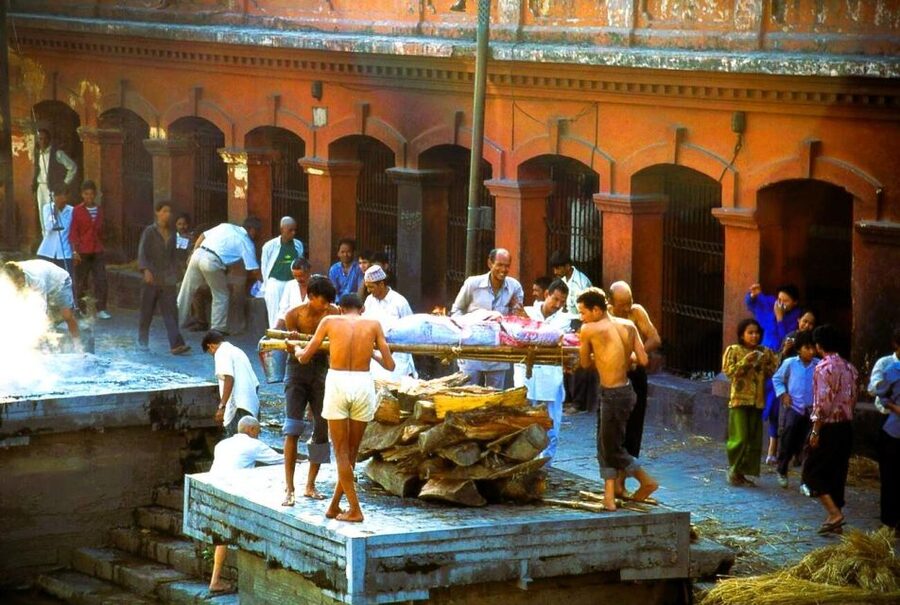 Sacred Pashupatinath: Aarati,Cremation Rites & Boudha Stupa - Getting There: Pickup, Meeting Point, and How the Timing Feels
