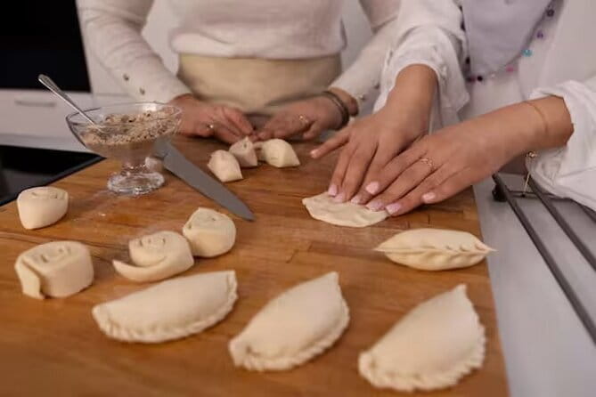 Traditional Nepali Momo Making Classes - Finding Bhagwati Marg and planning your 12:30 lunch window